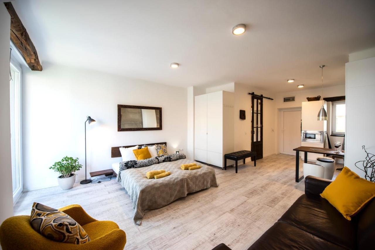 ペーチLoft Apartmanアパートメント エクステリア 写真