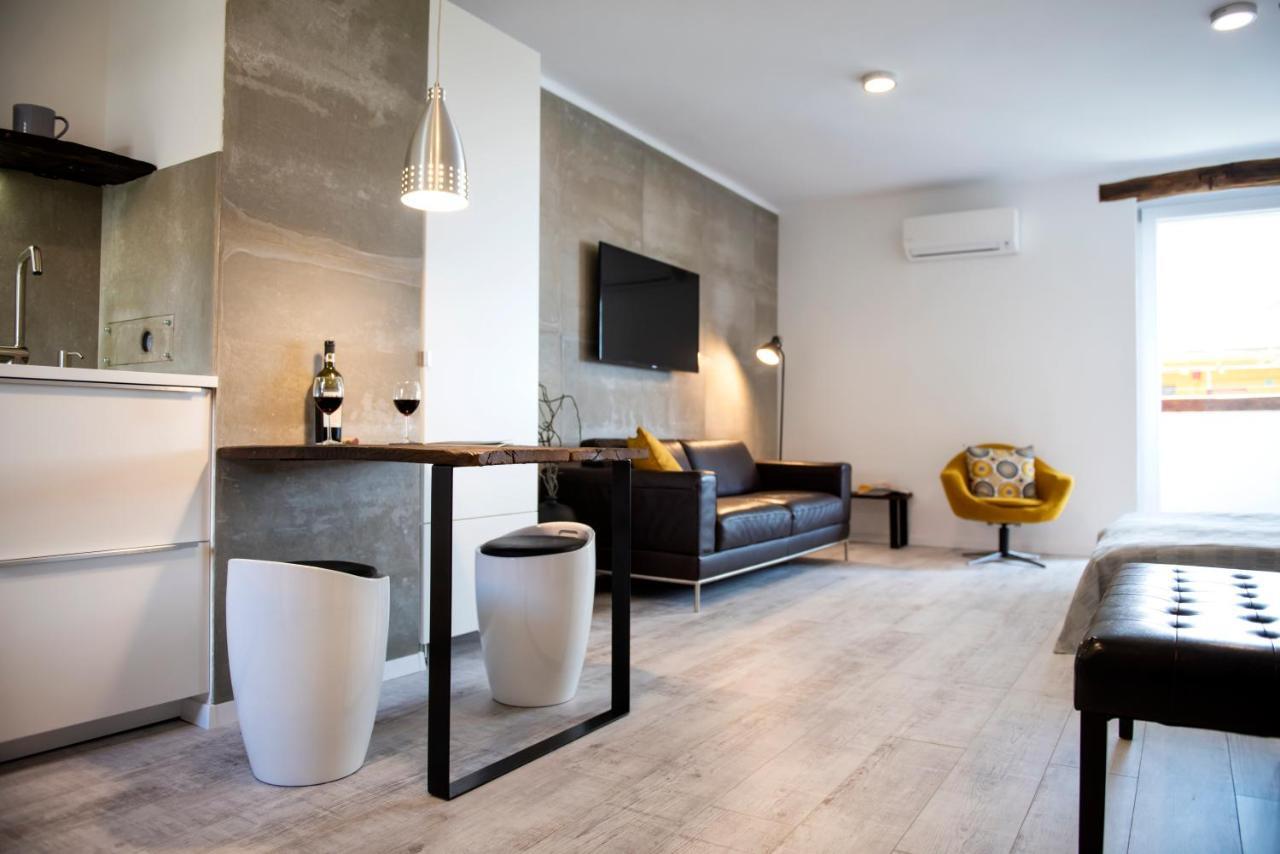 ペーチLoft Apartmanアパートメント エクステリア 写真